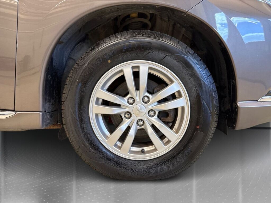 Mitsubishi Outlander PHEV 2019 Harmaa