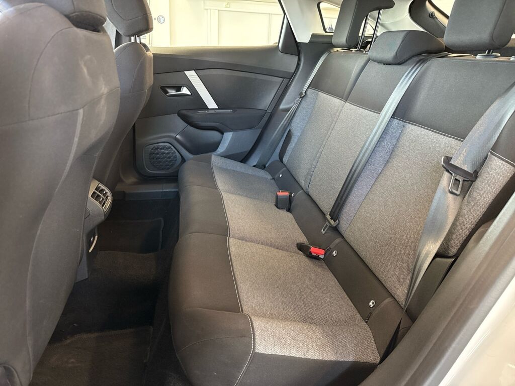 Citroen C4 2022 Valkoinen