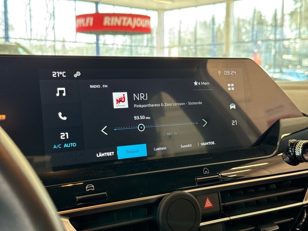 Citroen C4 2022 Valkoinen