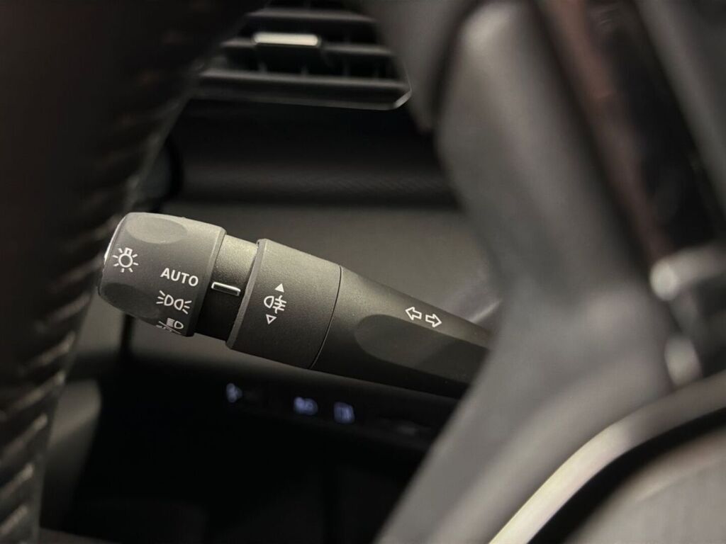 Peugeot 308 2022 Sininen