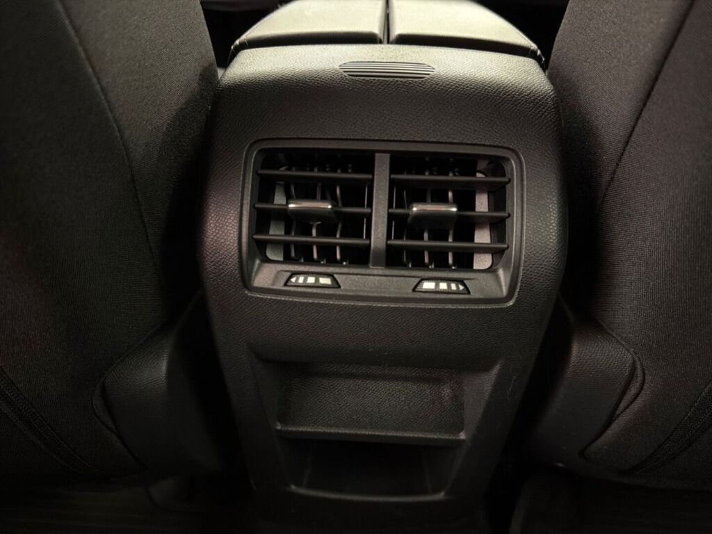 Peugeot 308 2022 Sininen