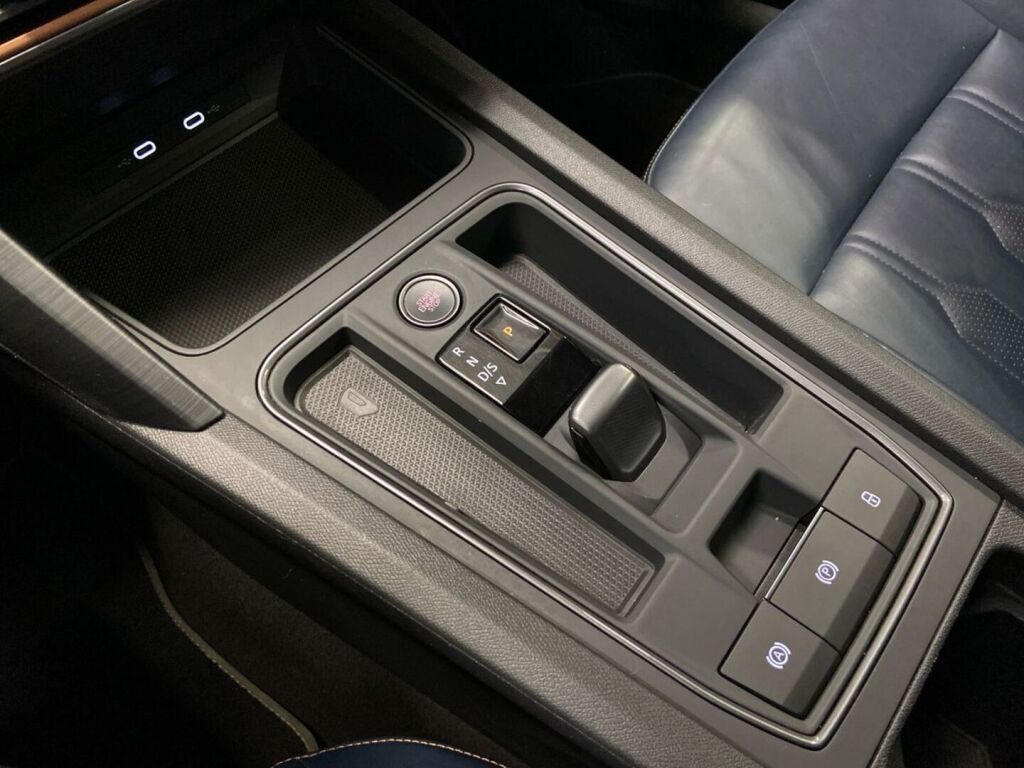 Cupra Formentor 2022 Sininen
