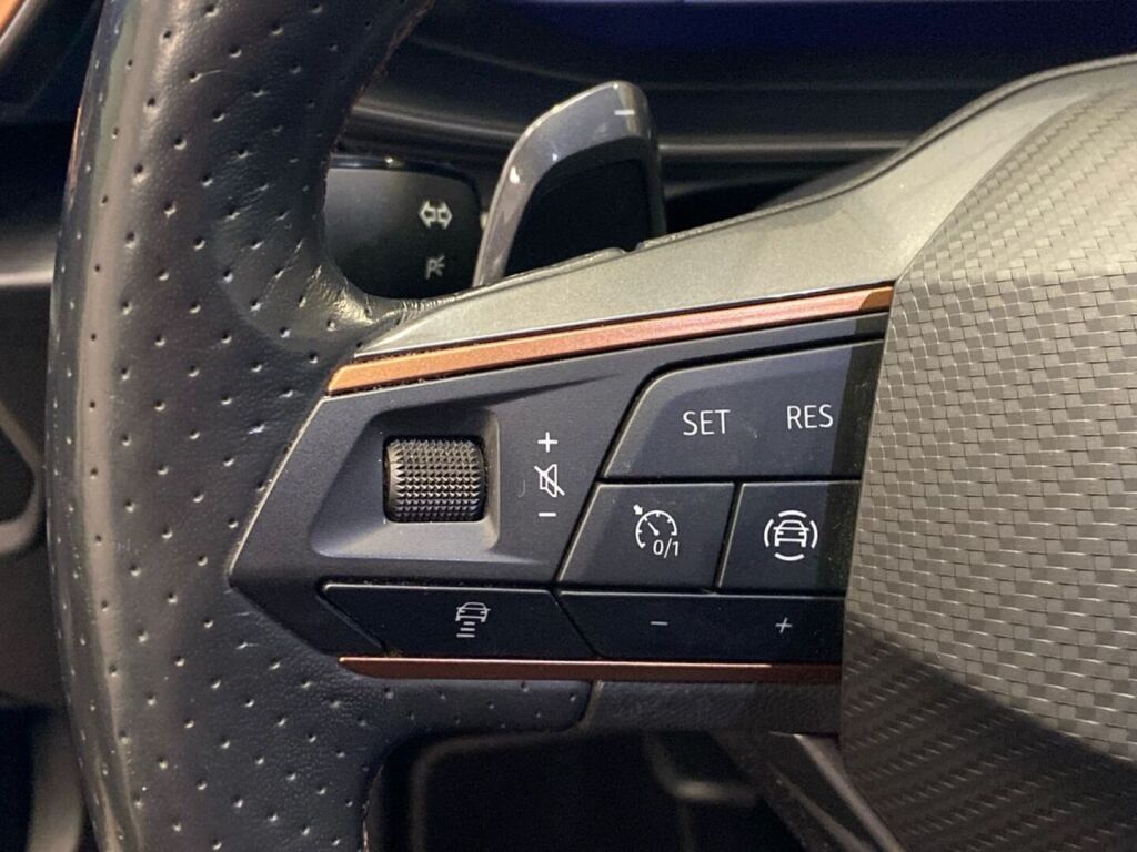 Cupra Formentor 2022 Sininen