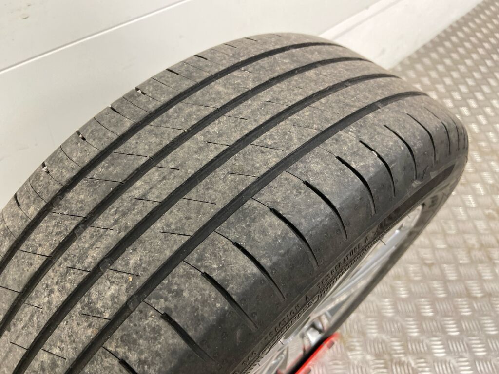 Peugeot 308 2022 Valkoinen