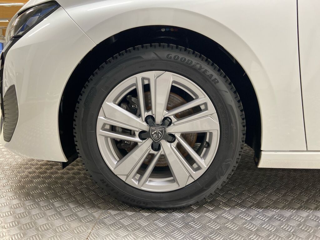 Peugeot 308 2022 Valkoinen