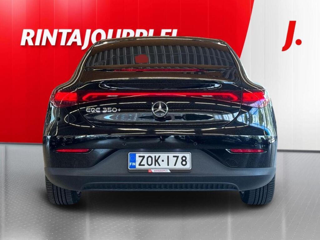 Mercedes-Benz EQE 2022 Musta