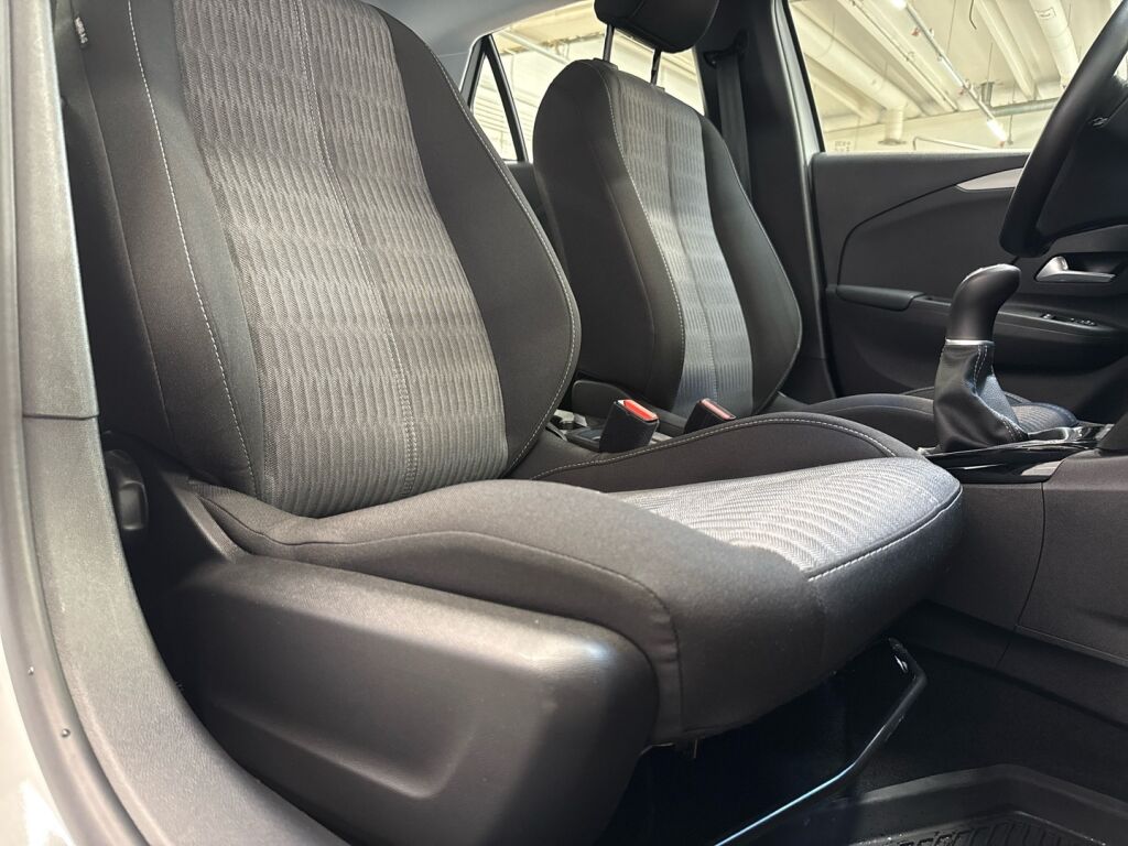 Opel Corsa 2022 Valkoinen