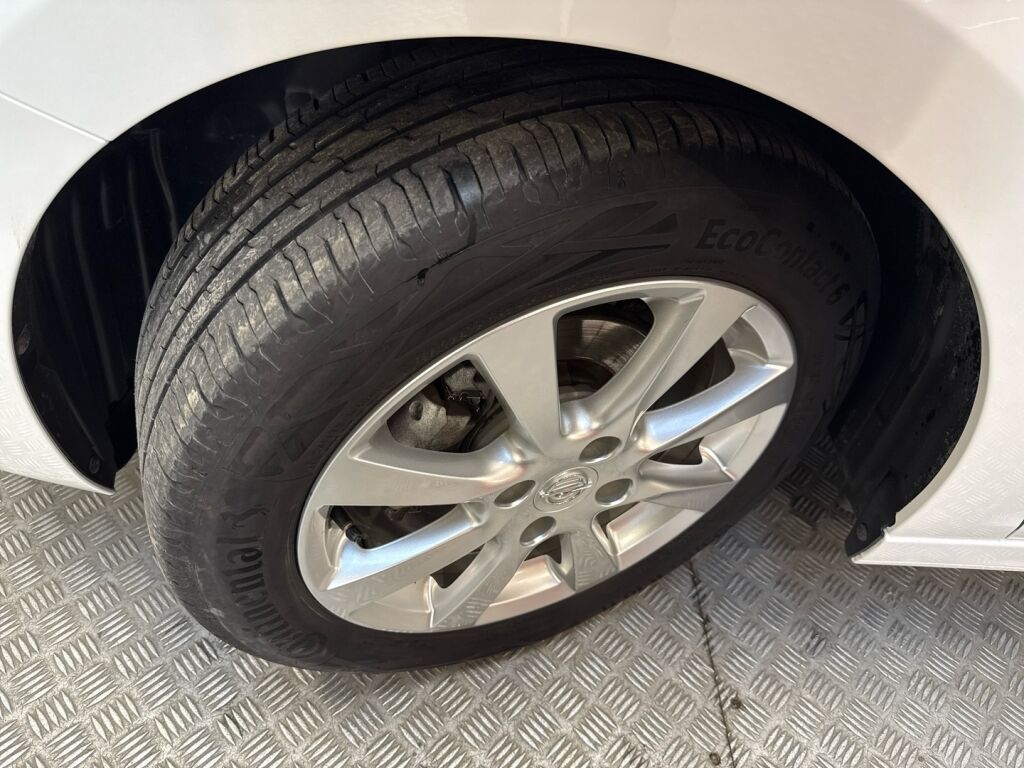 Opel Corsa 2022 Valkoinen