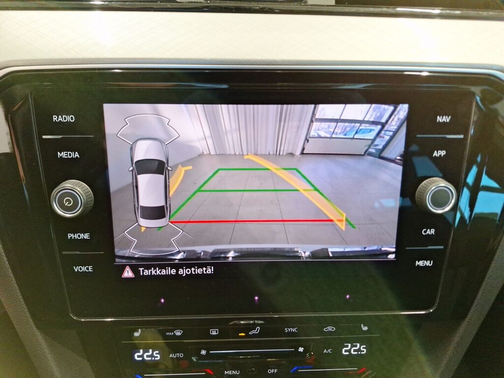 Volkswagen Passat 2020 Valkoinen