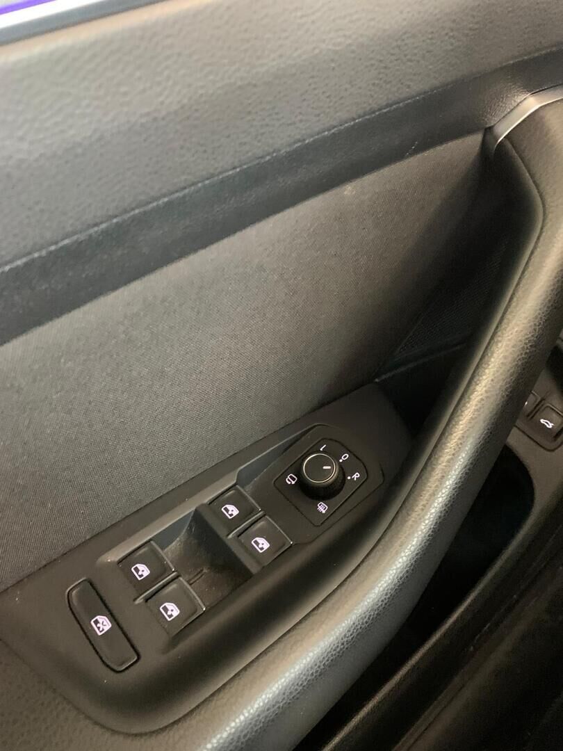 Volkswagen Passat 2020 Valkoinen