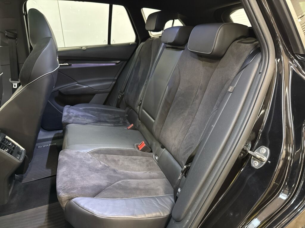 Skoda Enyaq 2022 Musta