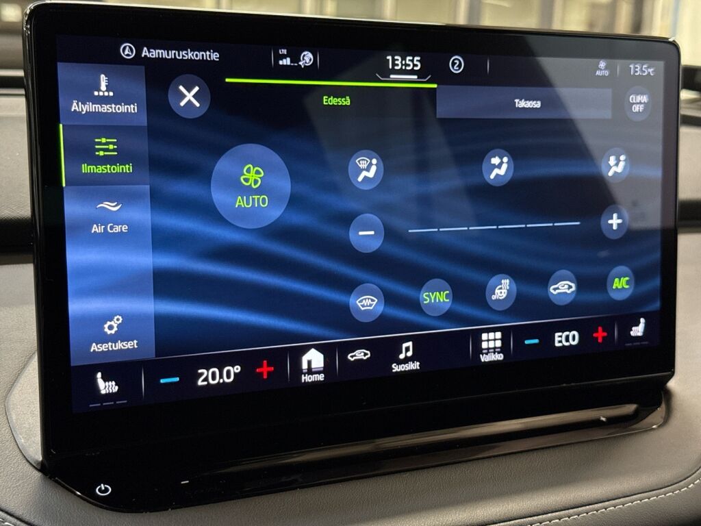 Skoda Enyaq 2022 Musta