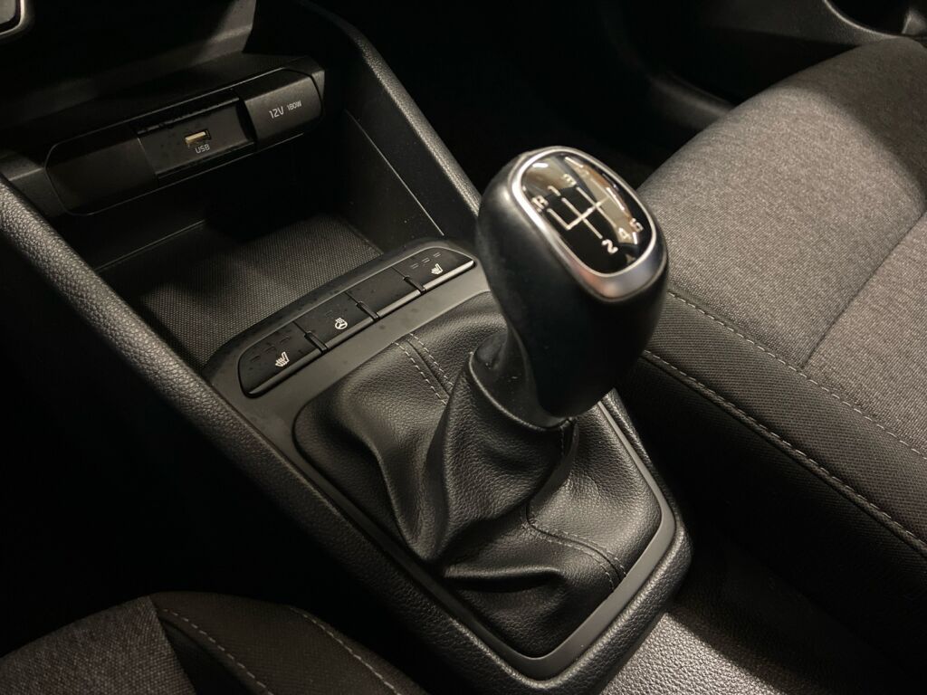 Kia Stonic 2022 Harmaa