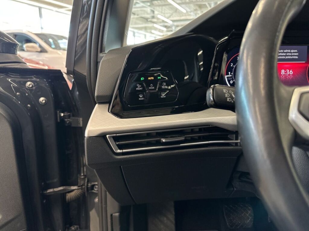 Volkswagen Golf 2022 Harmaa