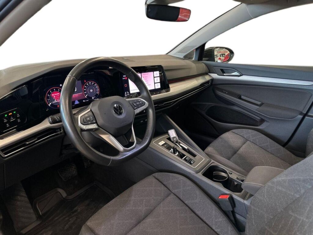 Volkswagen Golf 2022 Harmaa