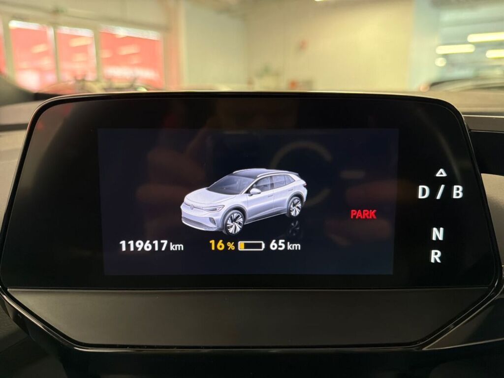 Volkswagen ID.4 2022 Musta