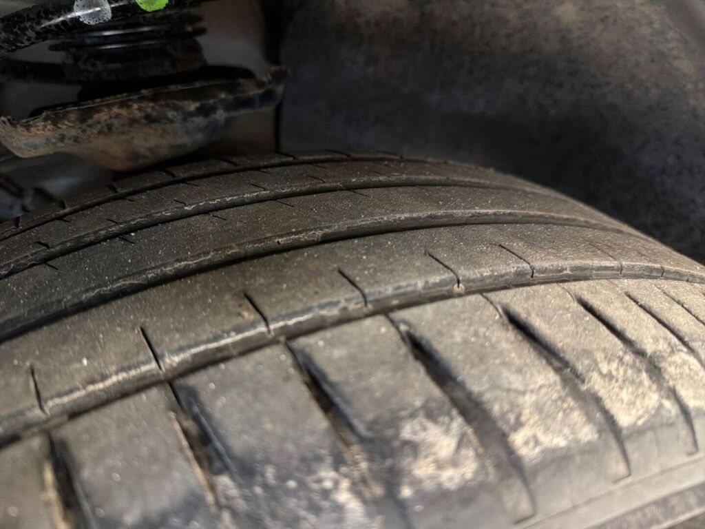 Volkswagen ID.4 2022 Musta