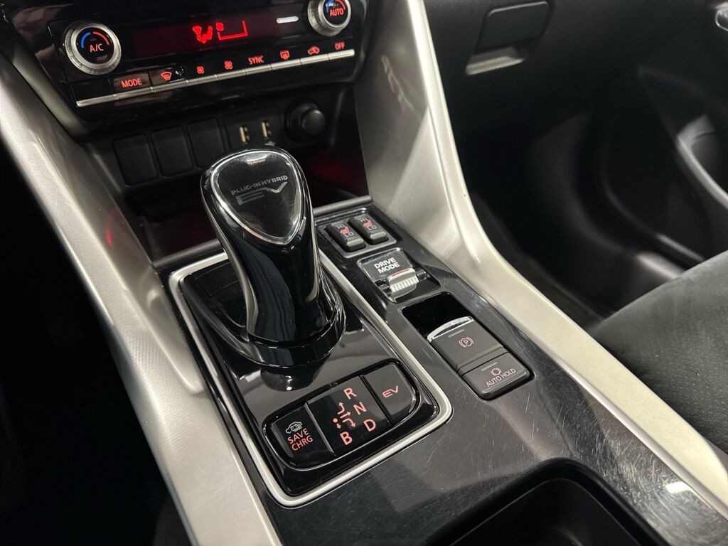 Mitsubishi Eclipse Cross 2021 Harmaa