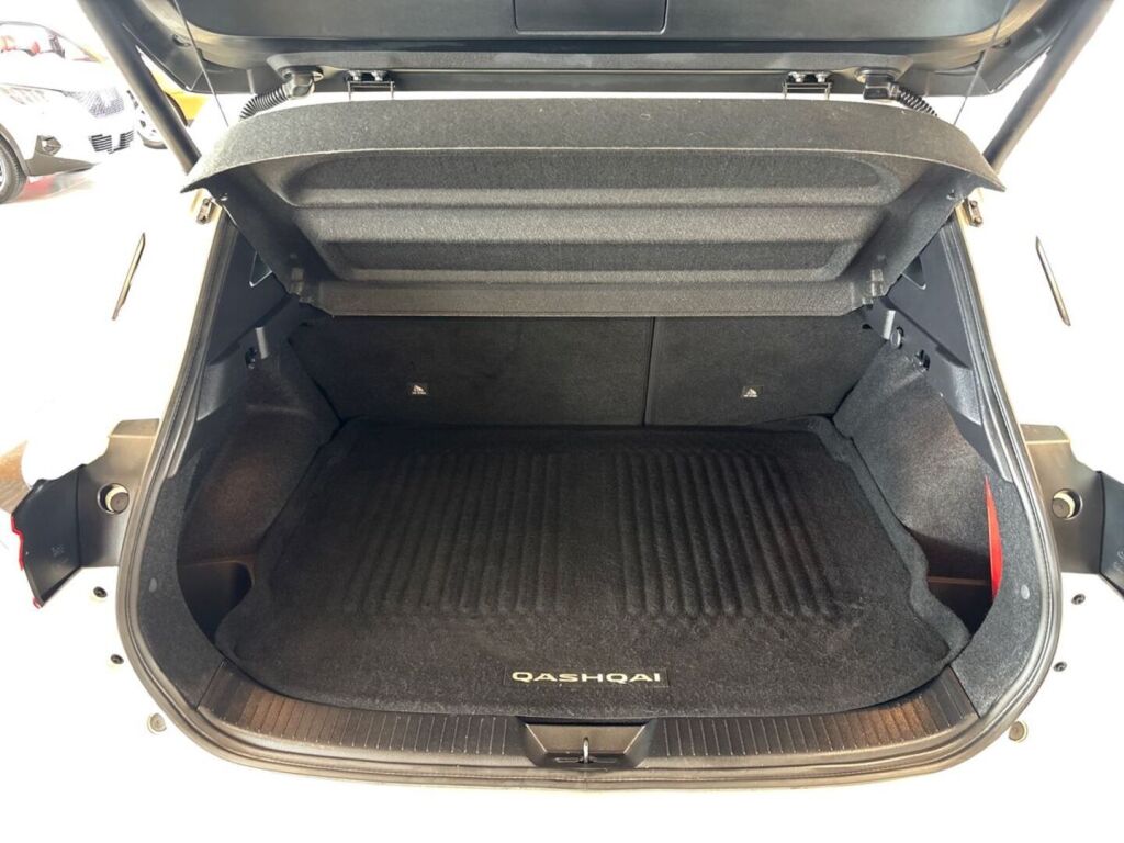 Nissan Qashqai 2022 Valkoinen