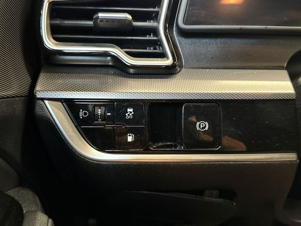 Kia Sportage 2022 Valkoinen