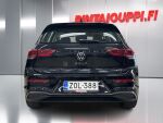 Volkswagen Golf 2022 Musta
