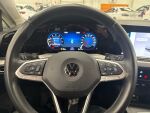 Volkswagen Golf 2022 Musta