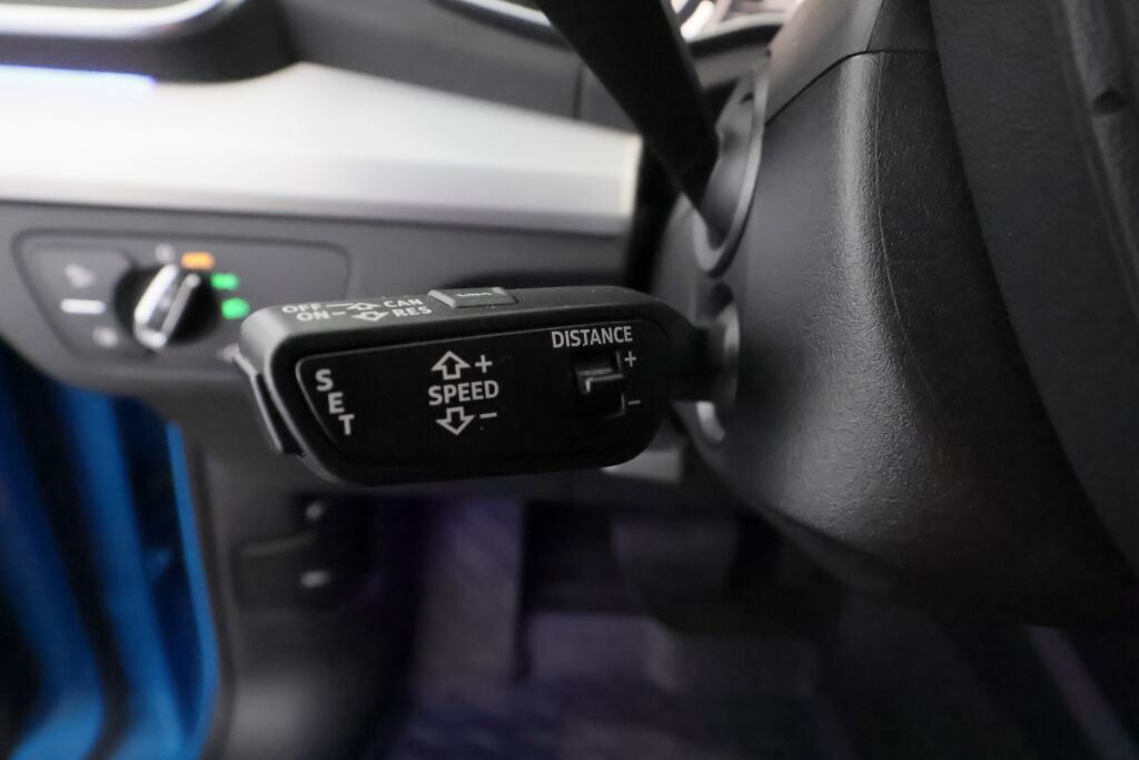 Audi Q5 2020 Sininen