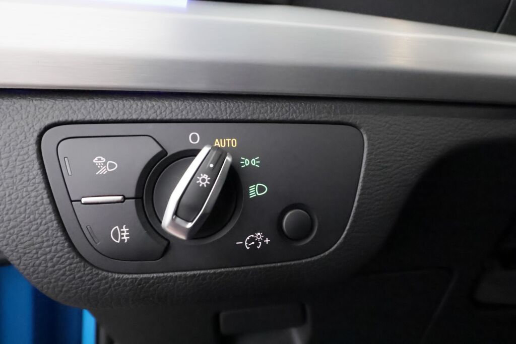 Audi Q5 2020 Sininen