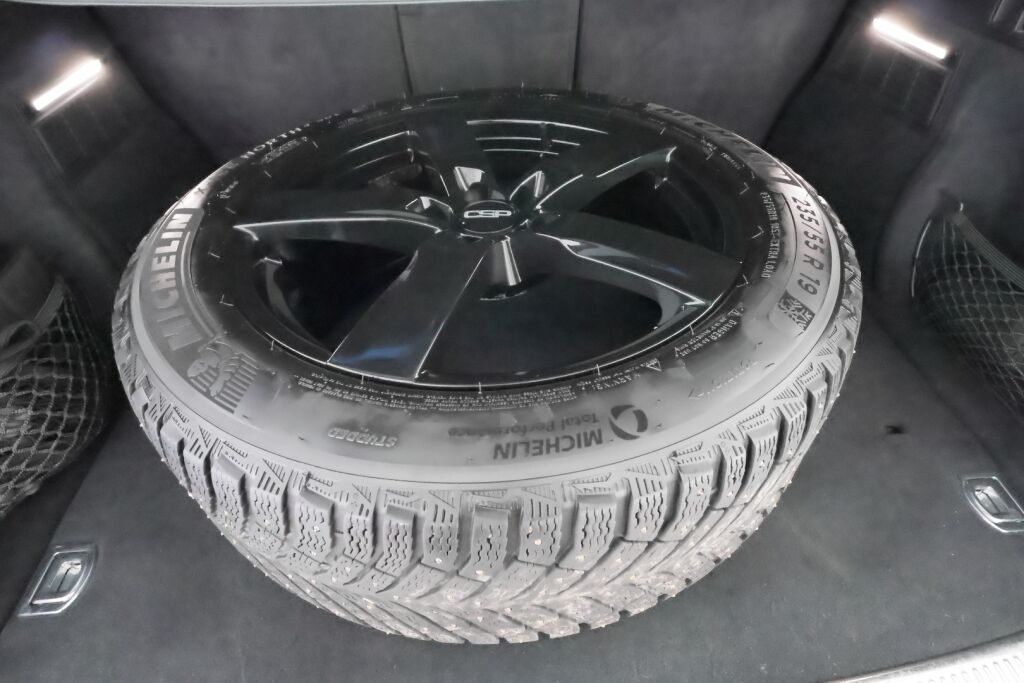 Audi Q5 2020 Sininen