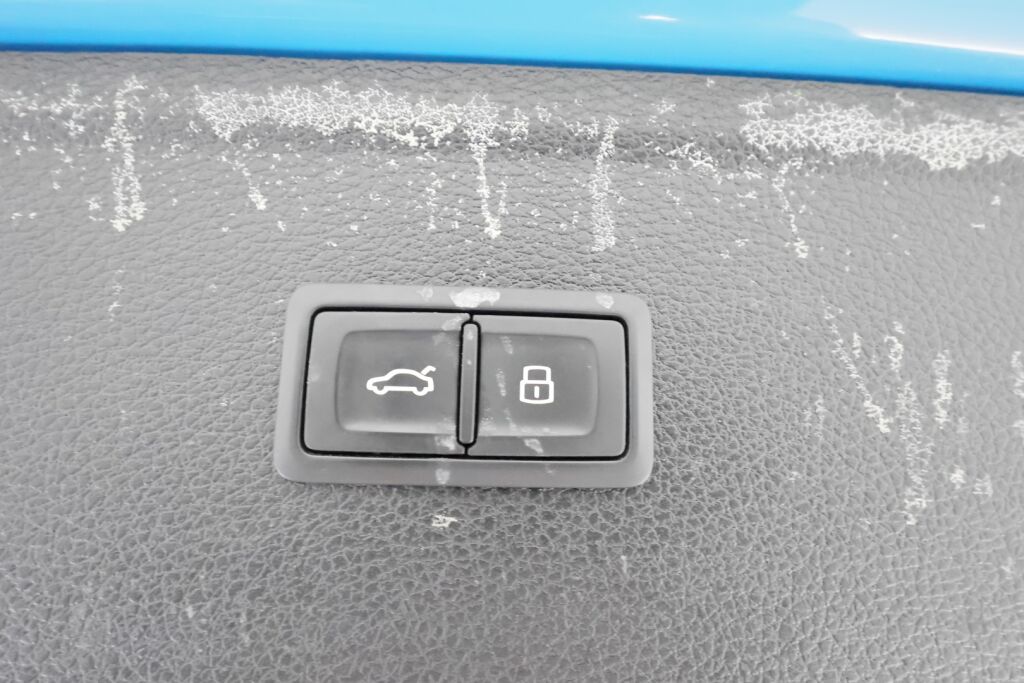 Audi Q5 2020 Sininen