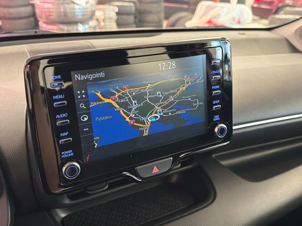 Toyota Yaris 2022 Valkoinen