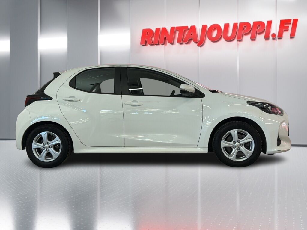 Toyota Yaris 2022 Valkoinen