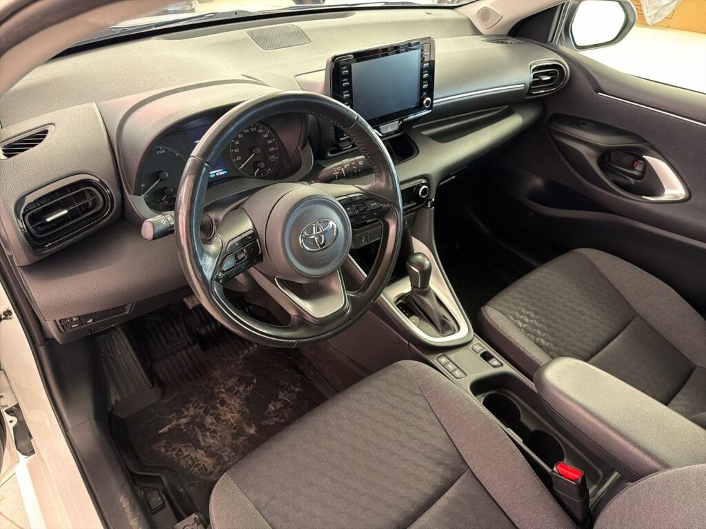 Toyota Yaris 2022 Valkoinen