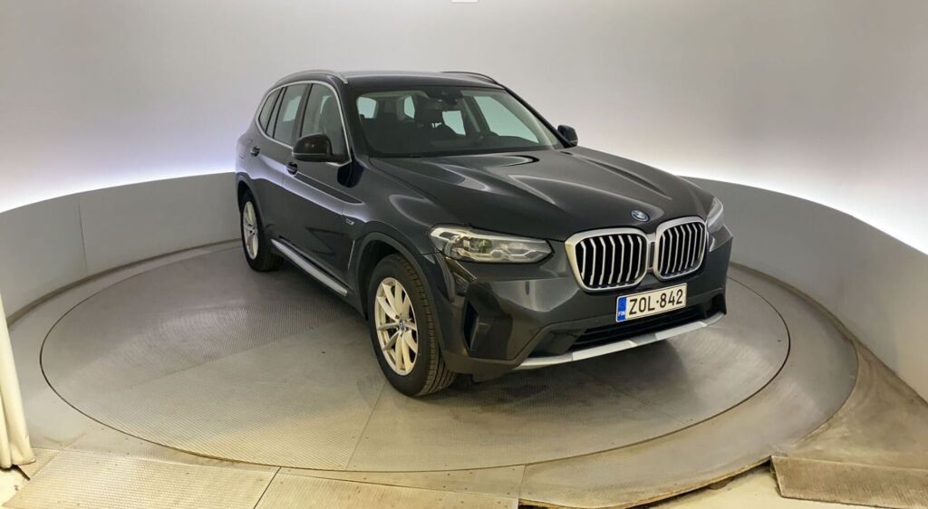 BMW X3 2022 Musta