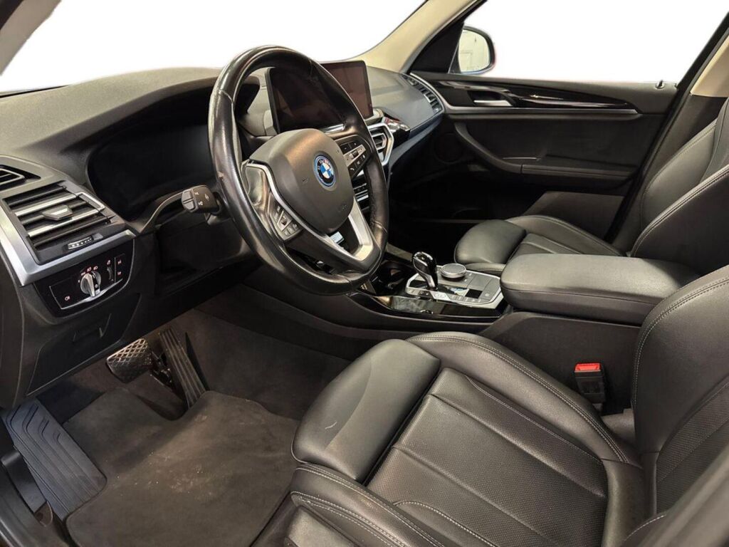 BMW X3 2022 Musta