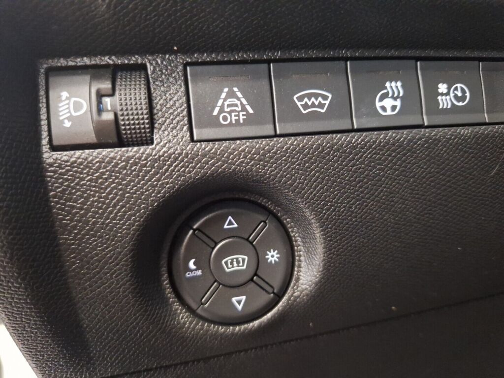 Citroen C4 2021 Valkoinen