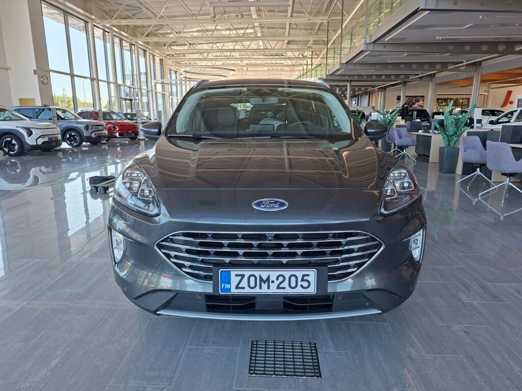 Ford Kuga 2022 Harmaa