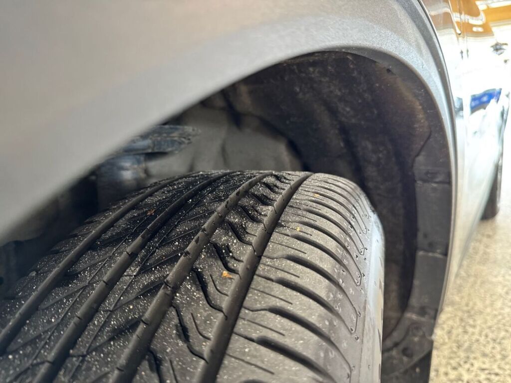 Ford Kuga 2022 Harmaa