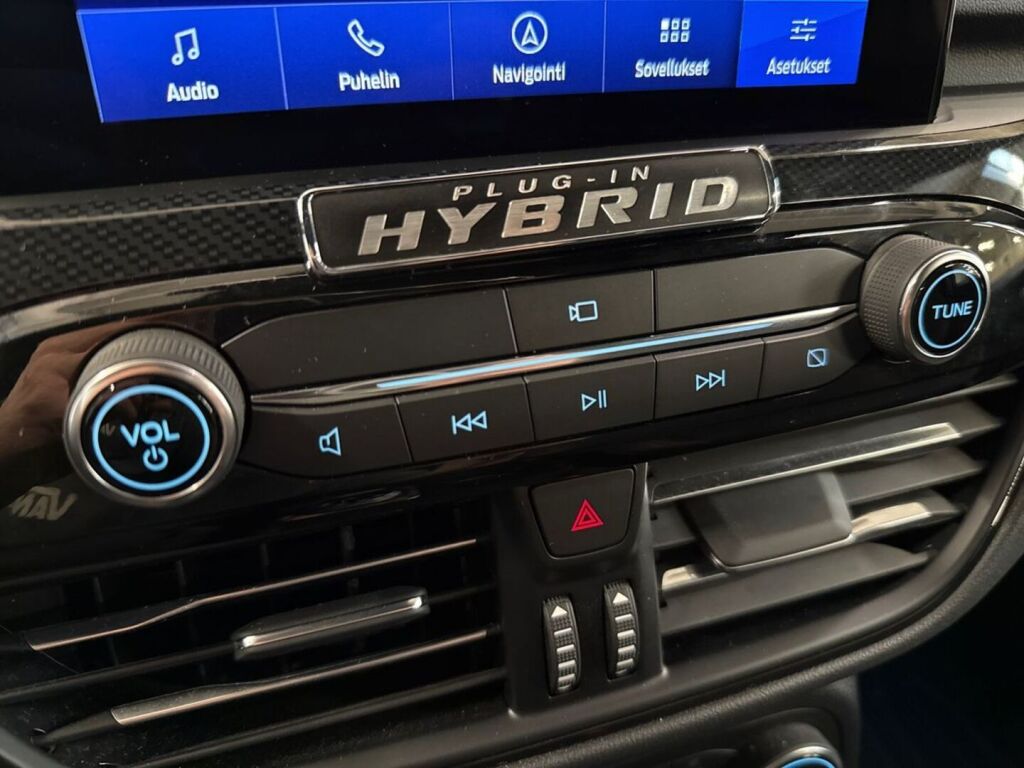 Ford Kuga 2022 Valkoinen