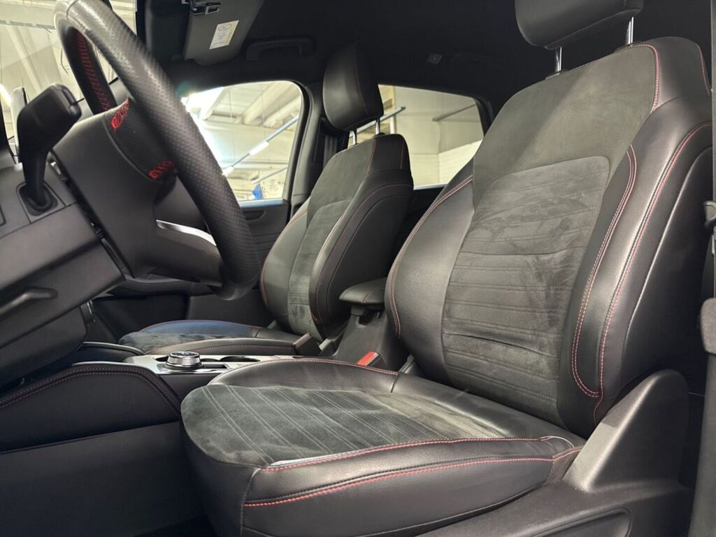 Ford Kuga 2022 Valkoinen
