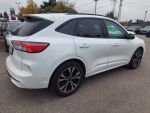 Ford Kuga 2022 Valkoinen