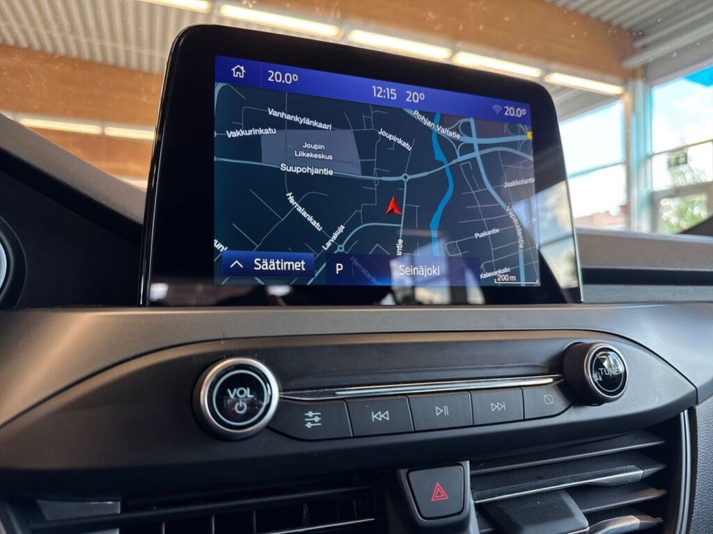 Ford Focus 2022 Musta