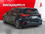 Ford Focus 2022 Musta