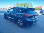 Ford Focus 2022 Musta