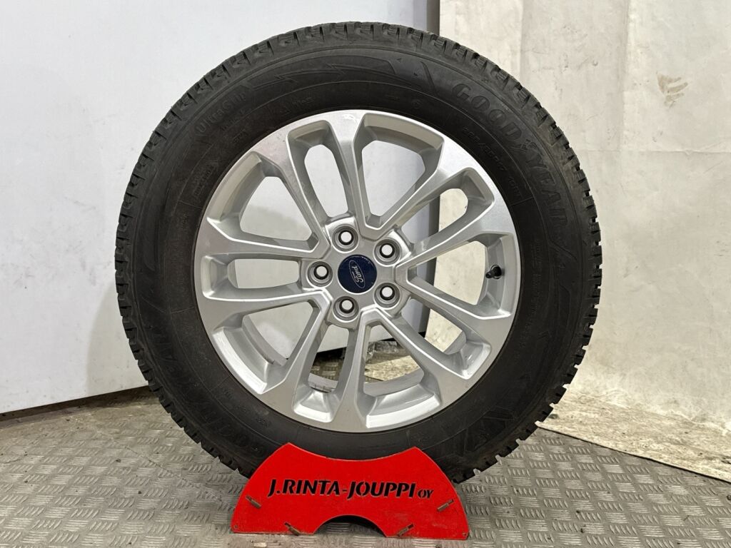 Ford Kuga 2022 Punainen