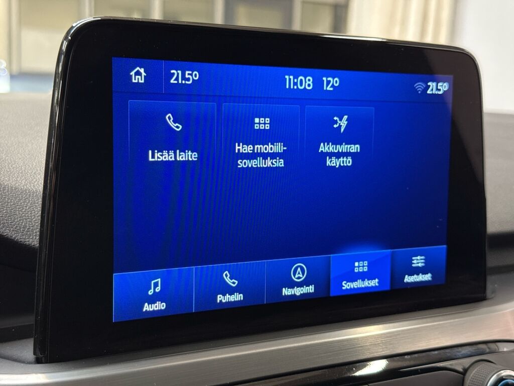 Ford Kuga 2022 Punainen