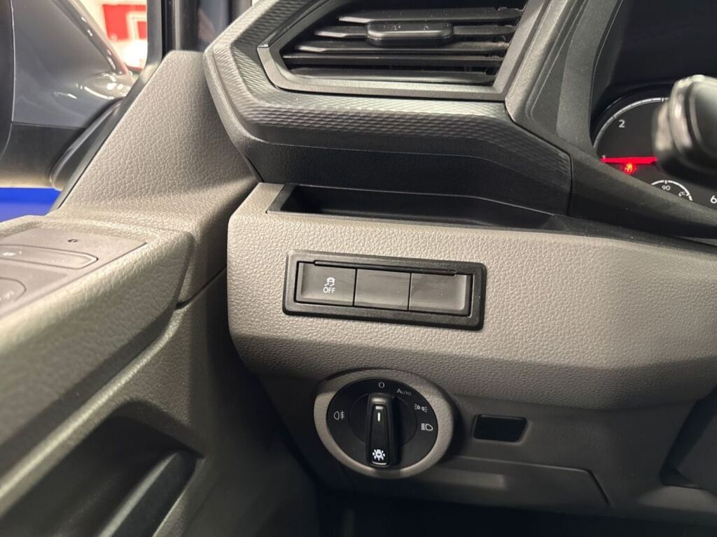 Volkswagen Transporter 2022 Harmaa