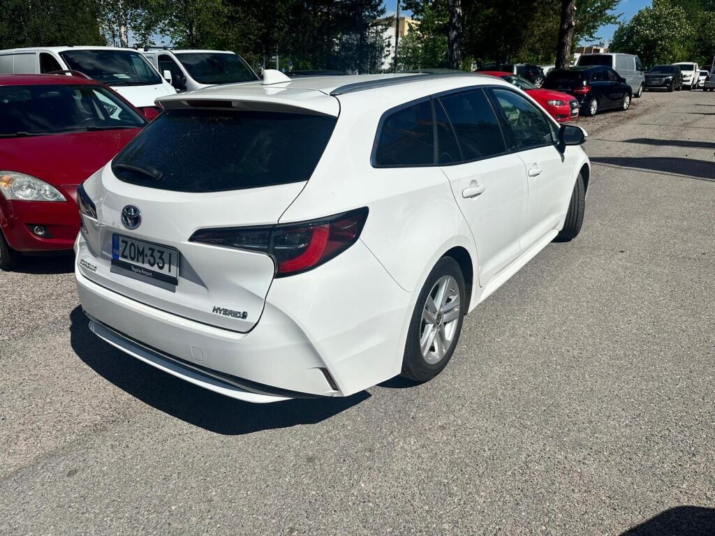 Toyota Corolla 2022 Valkoinen