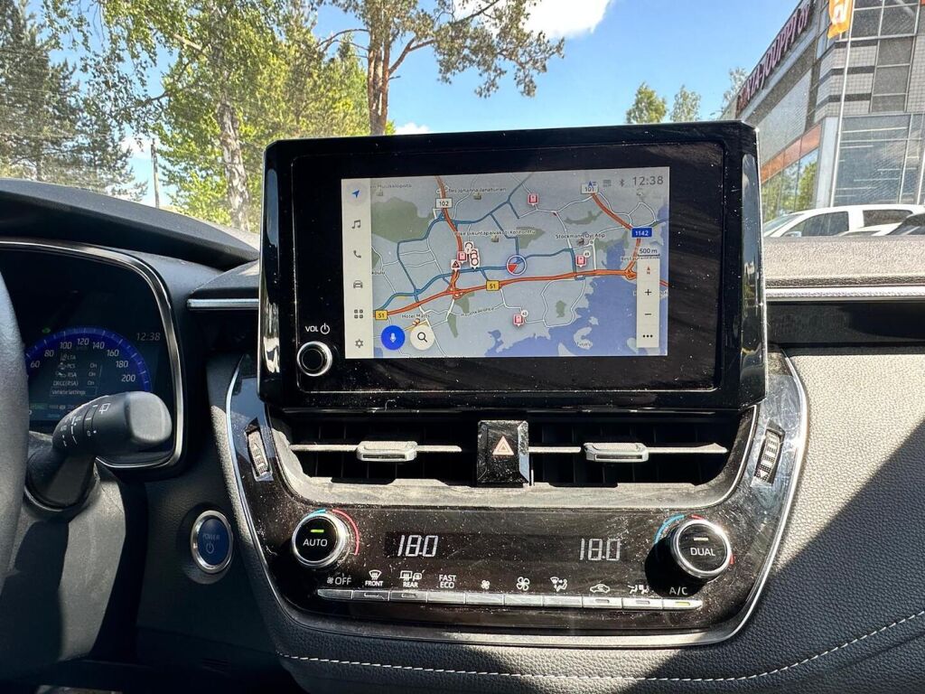 Toyota Corolla 2022 Valkoinen
