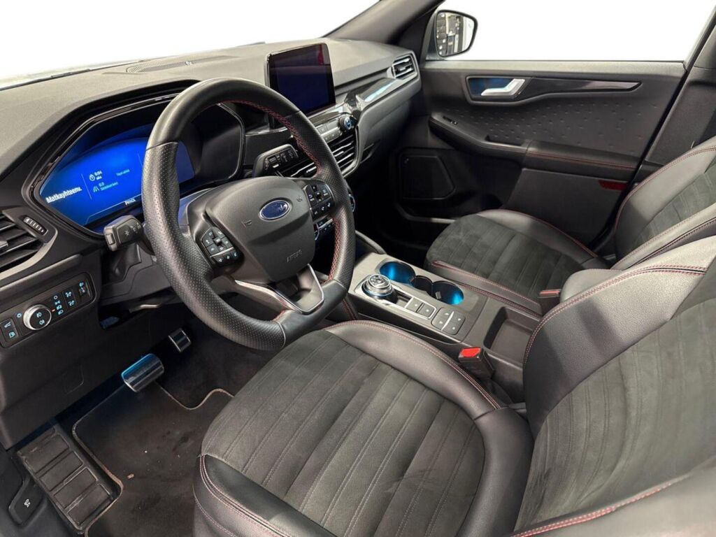 Ford Kuga 2021 Valkoinen